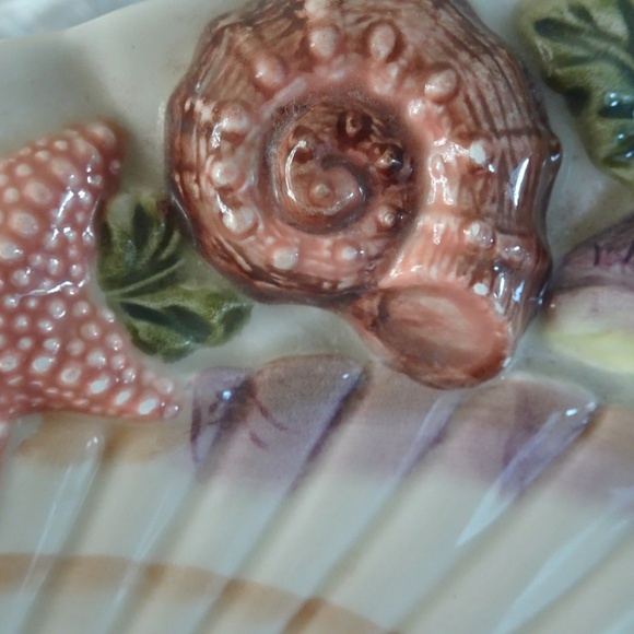 Ceramic Summer Seashell Mermaid Decor Kitschy Beach Babe Decorative Plate - Picture 3 of 5